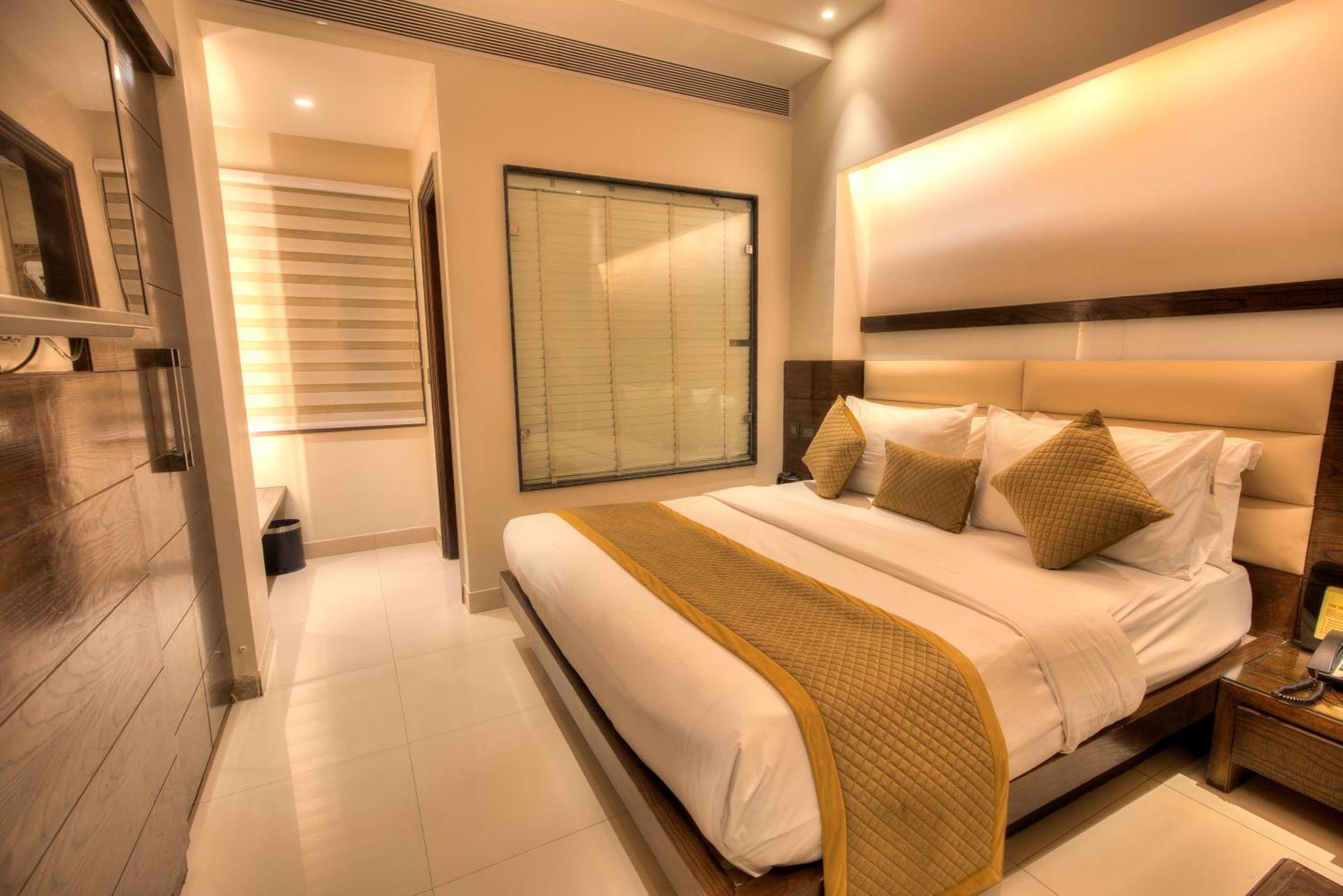 The Singh Empire, New Delhi Hotel Екстериор снимка