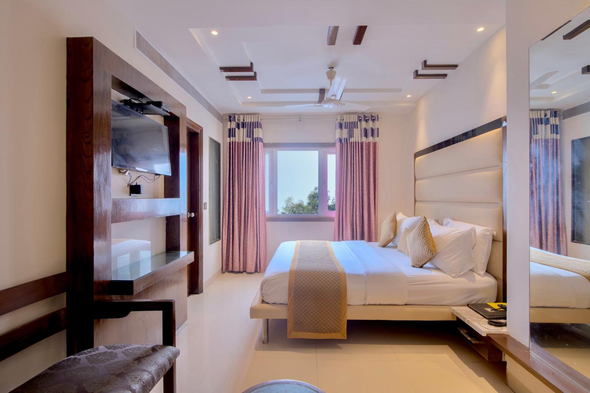 The Singh Empire, New Delhi Hotel Екстериор снимка
