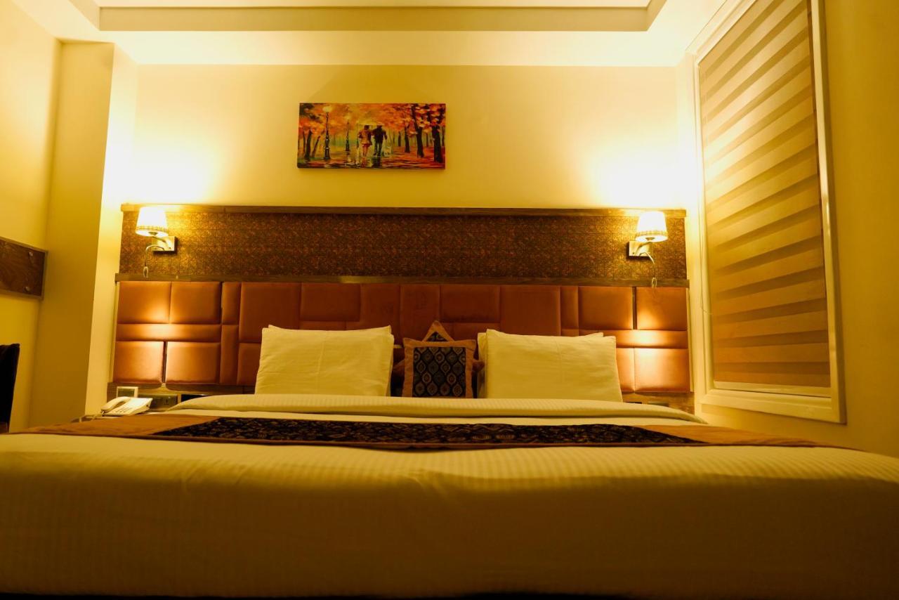 The Singh Empire, New Delhi Hotel Екстериор снимка